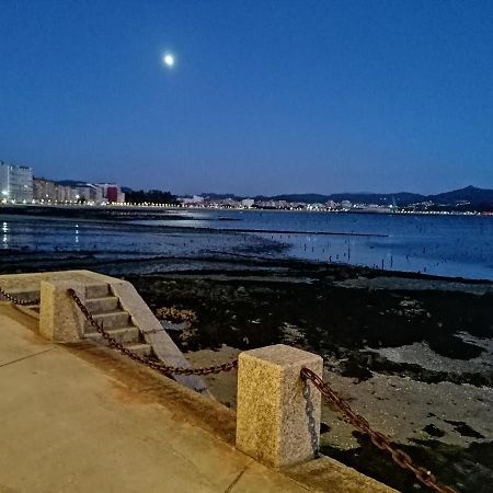 La Casona Vivienda Uso Turistico Recien Reformada En El Centro De Vilagarcia. Vilagarcia de Arousa Exteriör bild