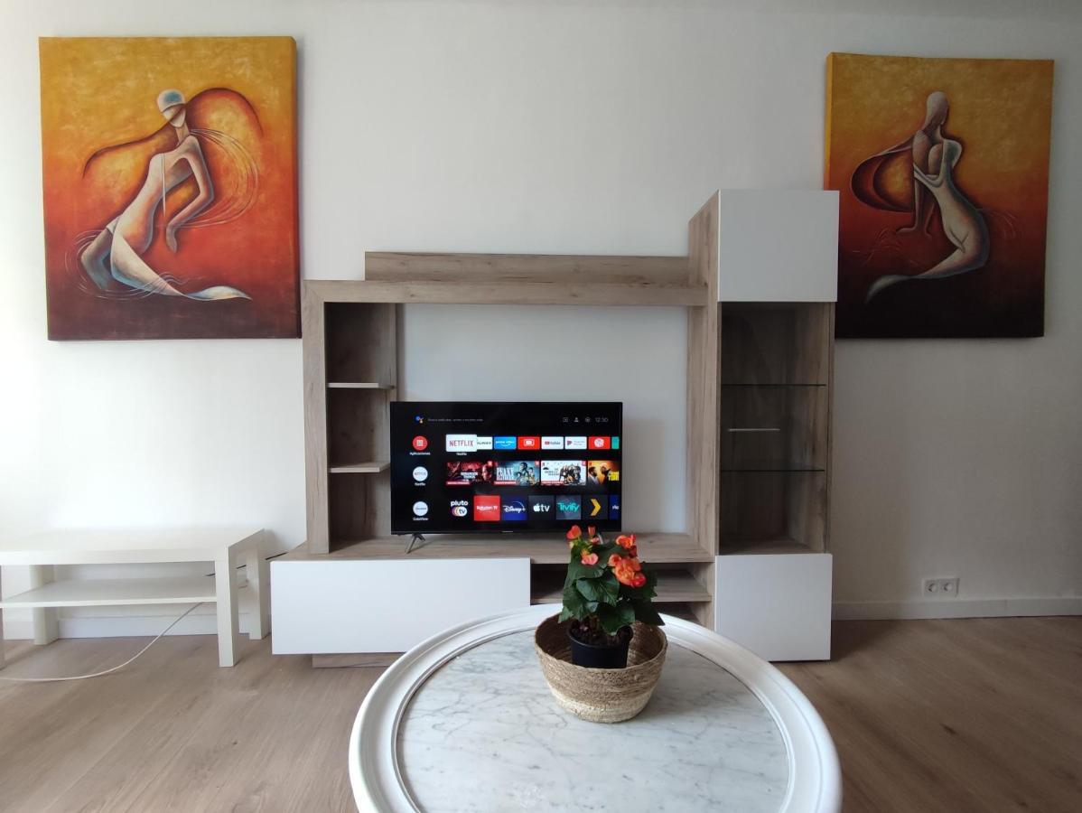 La Casona Vivienda Uso Turistico Recien Reformada En El Centro De Vilagarcia. Vilagarcia de Arousa Exteriör bild