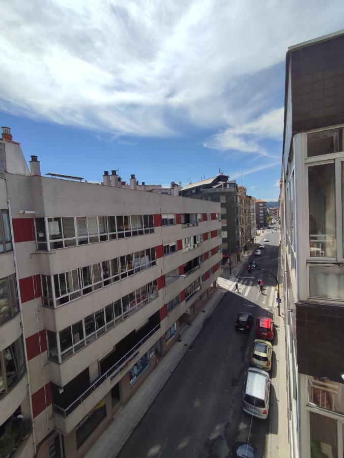 La Casona Vivienda Uso Turistico Recien Reformada En El Centro De Vilagarcia. Vilagarcia de Arousa Exteriör bild